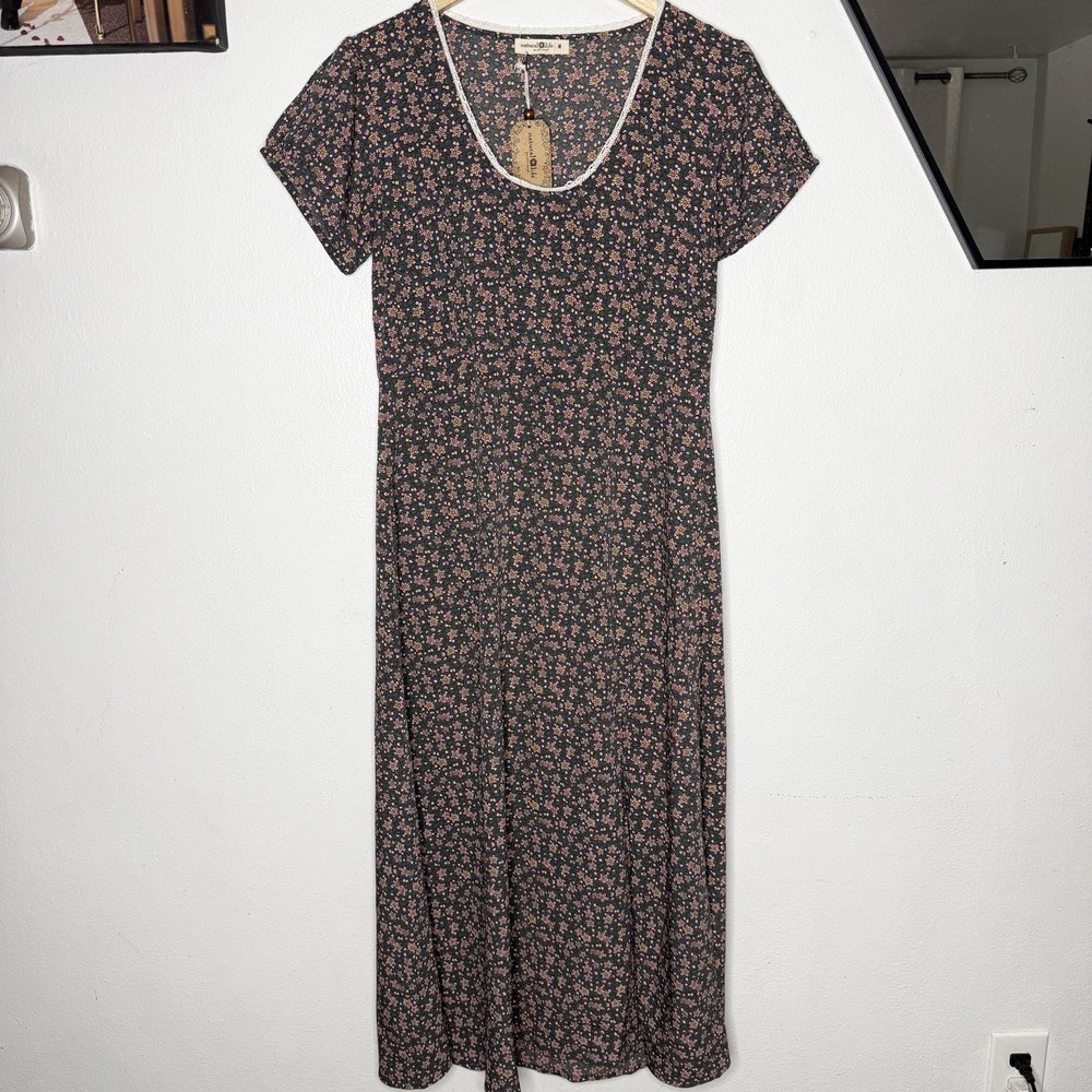 New Natural Life Juliette Ditsy Floral Gray Pink Maxi Dress Lace Women's Medium